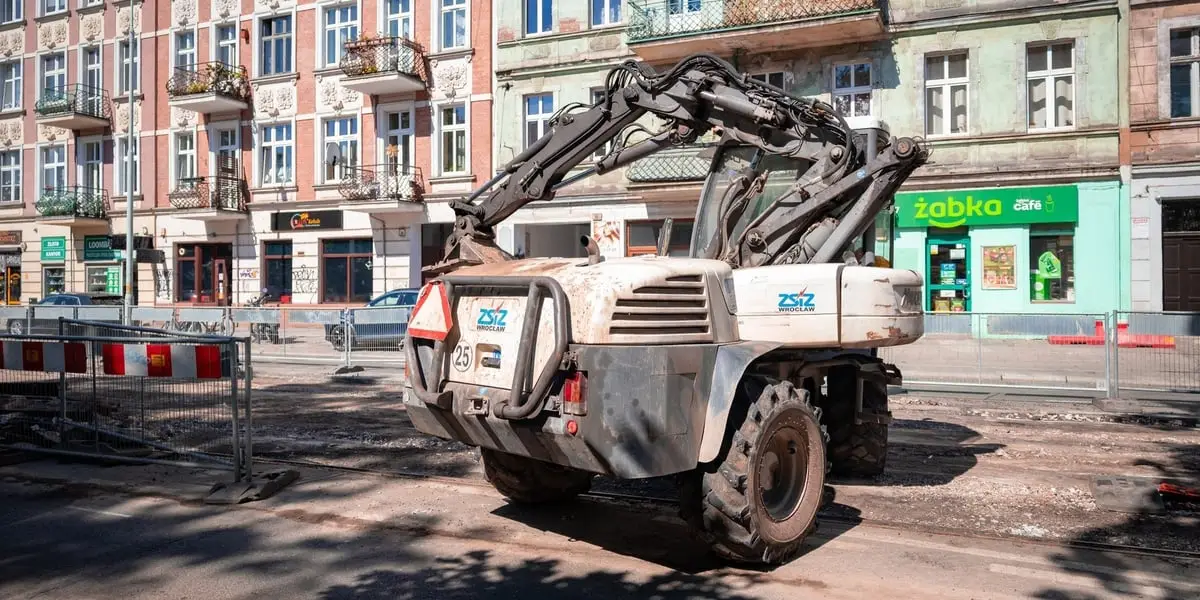 Zmiany na ulicy Trzebnickiej: wprowadzenie jednokierunkowego ruchu od 25 lipca