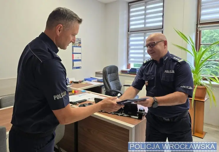 Wrocławski dyżurny policji nagrodzony za wzorową koordynację działań