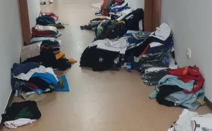 Wrocław: Policja zabezpieczyła 500 sztuk podrobionej odzieży i obuwia