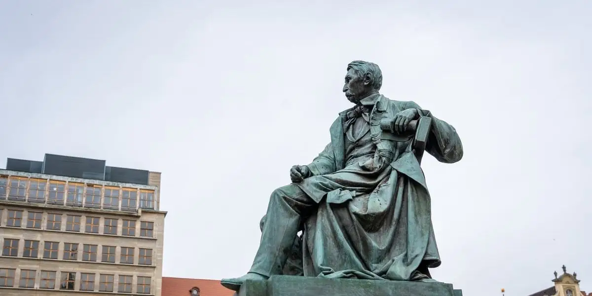 70. rocznica odsłonięcia pomnika Aleksandra Fredry we Wrocławiu