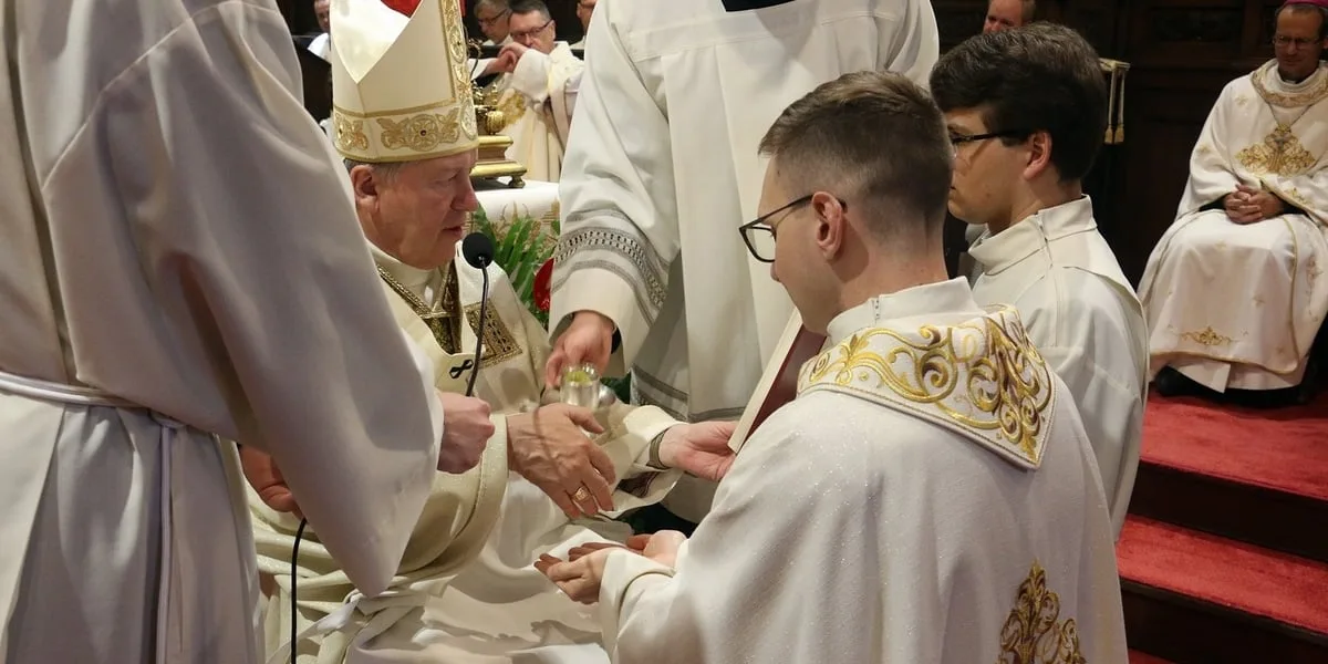 Święcenia kapłańskie odbyły się w wrocławskiej katedrze po rocznej przerwie