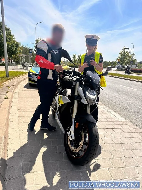 Działania wrocławskich policjantów na rzecz bezpieczeństwa motocyklistów