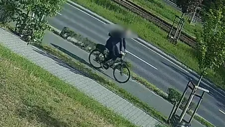 Policja we Wrocławiu zidentyfikowała sprawcę potrącenia i naruszenia nietykalności cielesnej