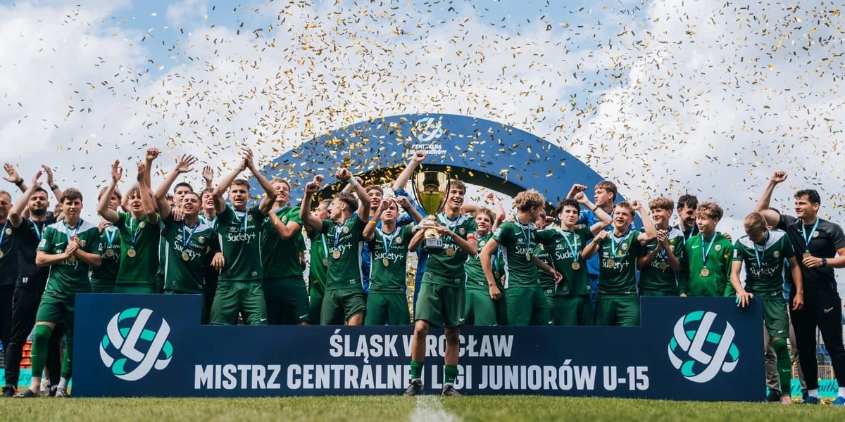 Sukcesy młodzieżowych drużyn Śląska Wrocław: Mistrzostwo U15 i wicemistrzostwo U17